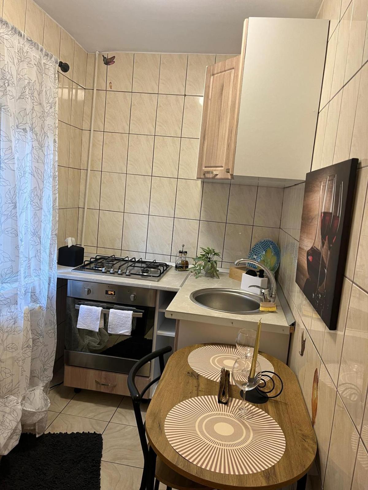 Apartament De Lux Крайова Екстериор снимка